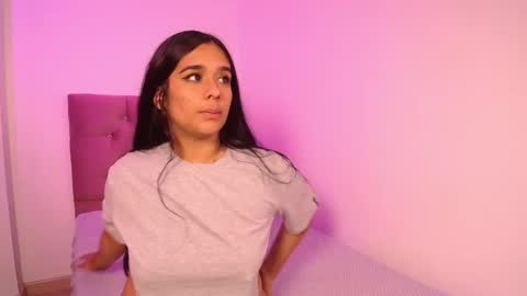 mae and nathan online show from November 22, 6:23 am