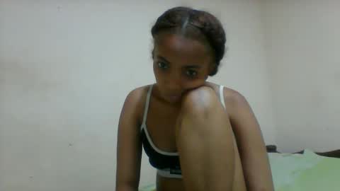 maevagirl online show from November 20, 7:11 pm