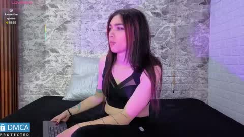 maevekuro online show from October 7, 3:13 am