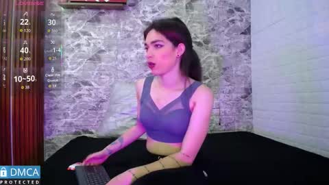 maevekuro online show from September 22, 3:10 am