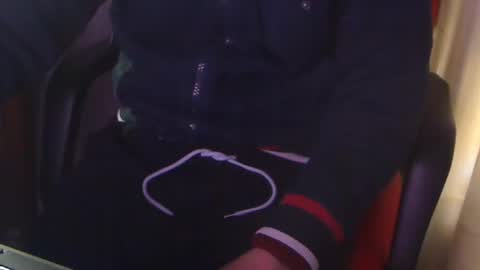 Snapshot of magellano98 chatting on February 16, 8:54 am Boy Sexy XXX online show from February 16, 8:54 am