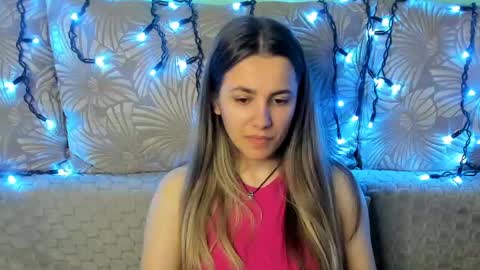 Maggie online show from May 11, 5:03 am