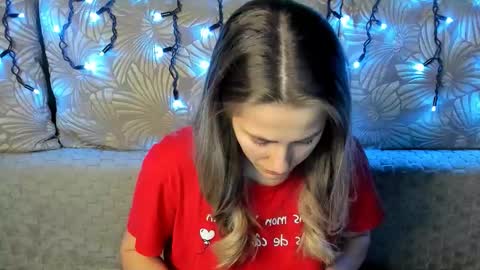 Maggie online show from December 21, 5:58 am