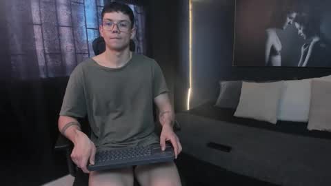 Damian Rivers online show from September 9, 9:15 pm