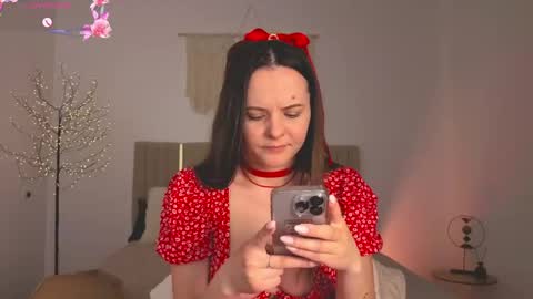 Milly online show from May 11, 6:42 am