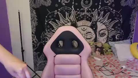 Claire online show from July 19, 11:46 am