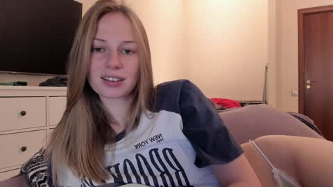 Alice  online show from December 6, 10:55 am