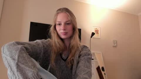 Alice  online show from January 23, 11:48 am