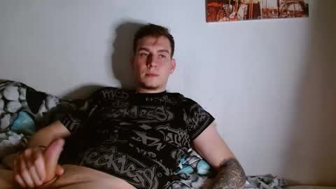magic_fantasy77 online show from May 10, 12:28 am