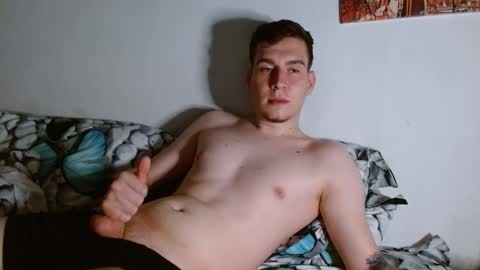 magic_fantasy77 online show from May 8, 10:04 pm
