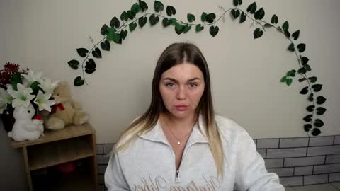 magic_katarina_ online show from October 7, 6:53 am