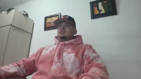 magic_milk23 online show from November 2, 1:38 am