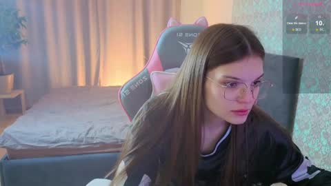 Merry online show from March 29, 2:02 am