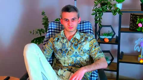 magic_storms online show from April 14, 7:17 pm