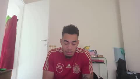 Magicsempai online show from December 4, 11:13 am