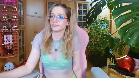 Nicole online show from February 17, 12:10 am