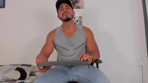 Magnusclark online show from February 24, 6:11 pm