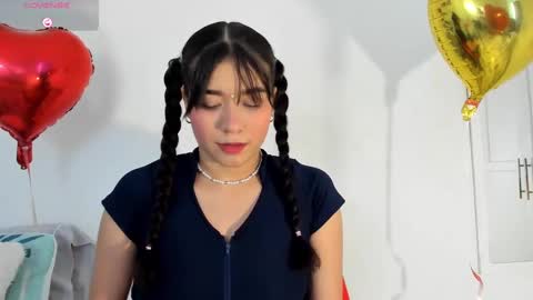 Maia online show from February 25, 6:44 pm