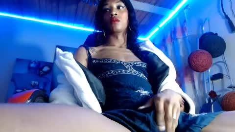 Bella Maidi online show from September 22, 11:25 am