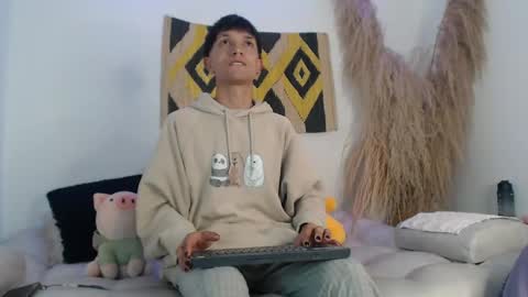 Maiky Cooper online show from March 4, 4:06 am