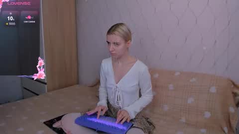 Your kitty online show from February 24, 2:47 am