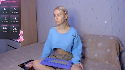 Your kitty online show from November 3, 3:07 am