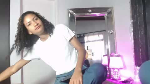 mailyn_gold online show from April 14, 12:08 pm