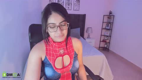 Snapshot of maite_kanes chatting on October 11, 4:17 am Maite online show from October 11, 4:17 am