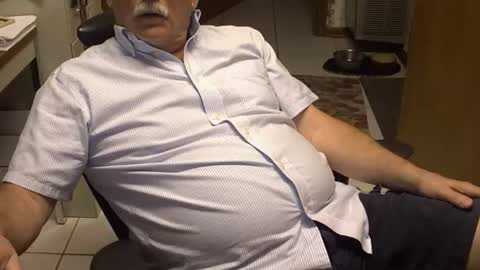 majormike34 online show from April 10, 12:27 am