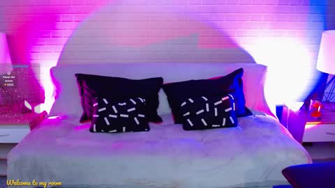 Makarena  online show from March 12, 7:24 am