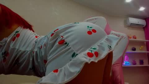 Chloe online show from March 21, 3:34 am