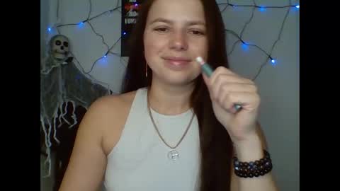 make_mesmile online show from October 30, 7:03 pm