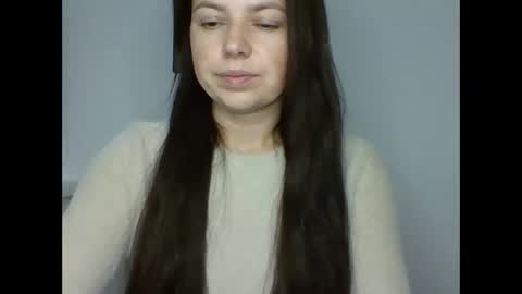 make_mesmile online show from November 19, 5:45 pm