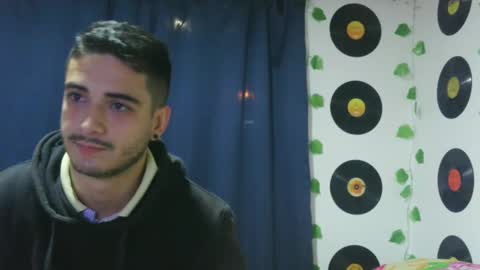 Makenzy darly online show from February 6, 12:00 am