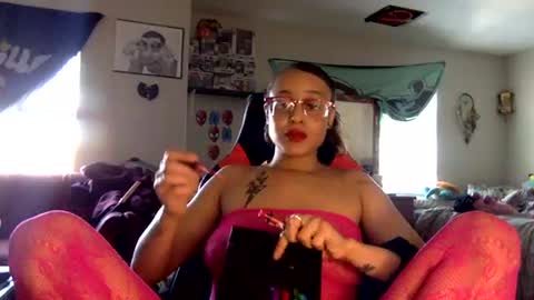 hokulani online show from February 26, 10:24 pm