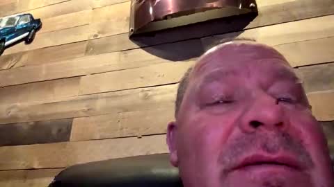 makeyousquirt1969 online show from November 2, 6:35 am