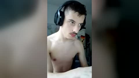 male20y online show from July 29, 5:13 pm