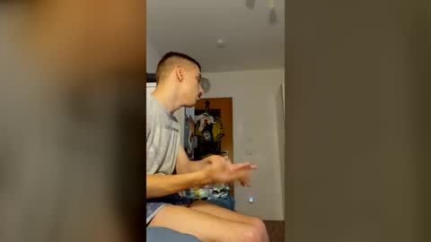 male20y online show from June 21, 11:55 pm