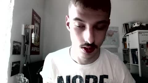male20y online show from August 3, 9:15 am