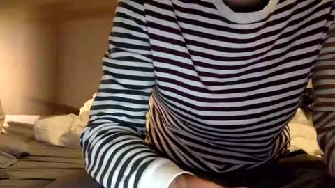 malefrench1 online show from December 16, 6:03 pm