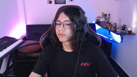 Malik  online show from October 31, 4:51 pm