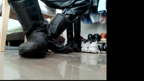 Malike online show from April 21, 3:41 pm