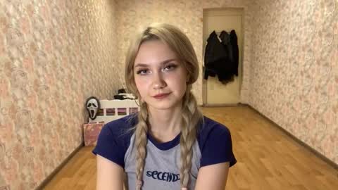 Amelia online show from January 17, 3:21 pm