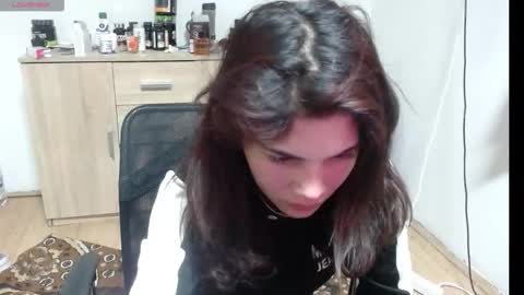 mallorymyers online show from November 29, 6:59 pm