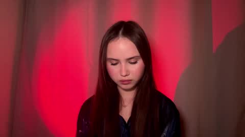 Mia Davis online show from February 21, 8:23 pm