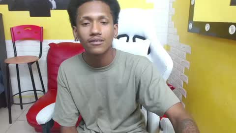 man_sant11 online show from April 14, 5:49 pm