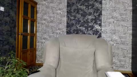 Mandy  online show from September 19, 1:04 pm