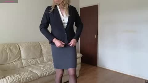 mandytrue12 online show from July 4, 1:37 pm