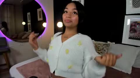 manelyk_evanss online show from June 27, 11:27 am