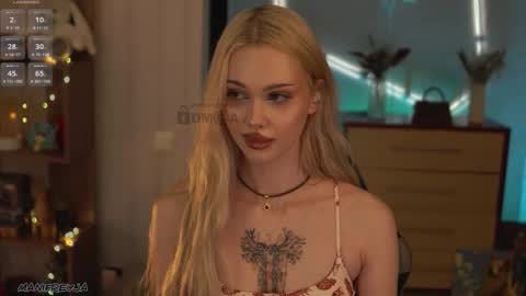 Amelie online show from March 14, 10:58 pm